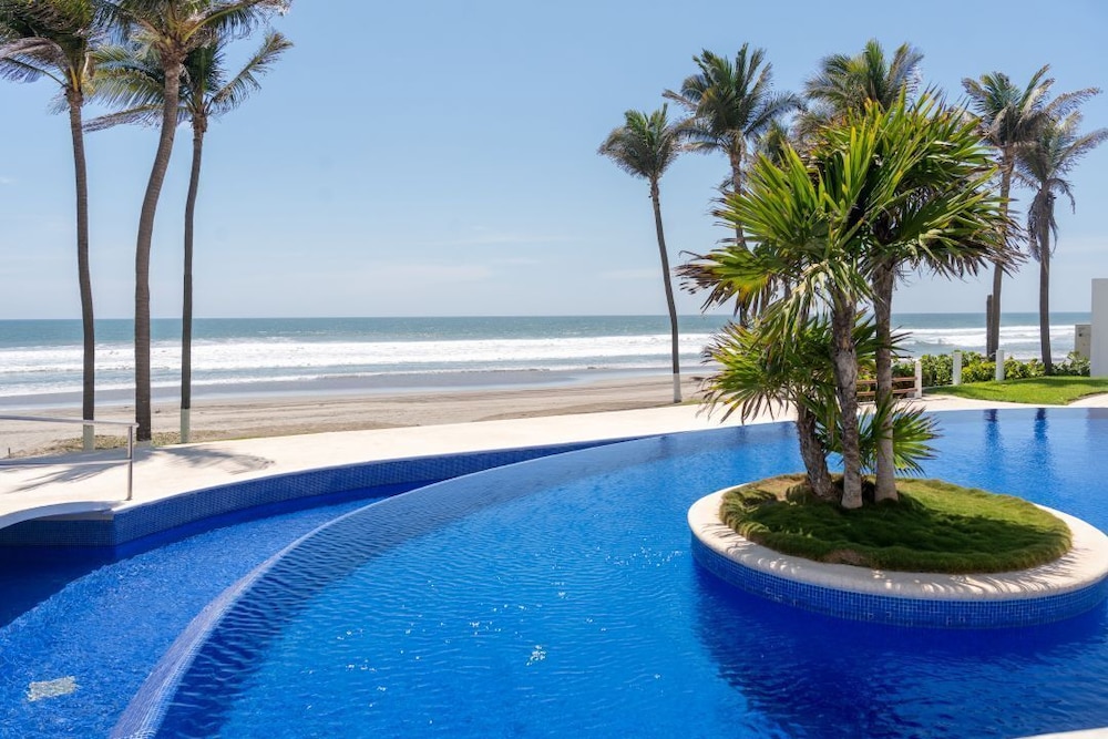 Apartamento Espacioso con Vista al Mar