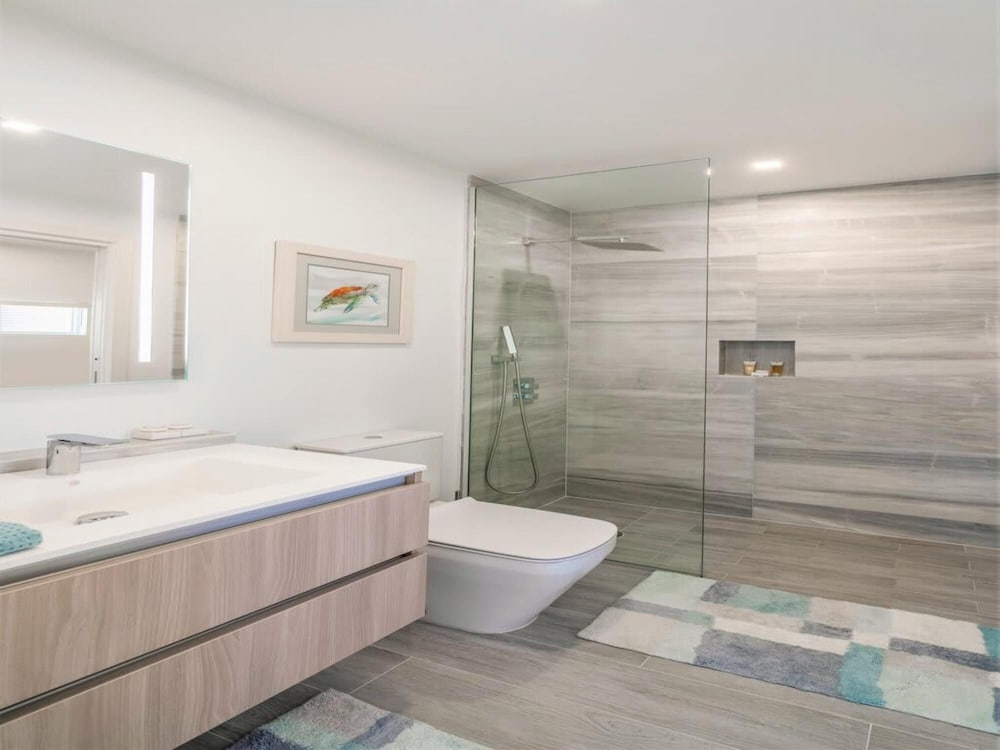 The Grove 1BR Apt w Rooftop Pool Onsite Amenities view 5