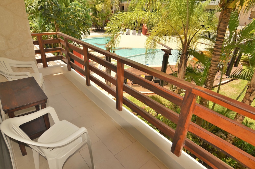 Condo Sabia Apartments by CSR