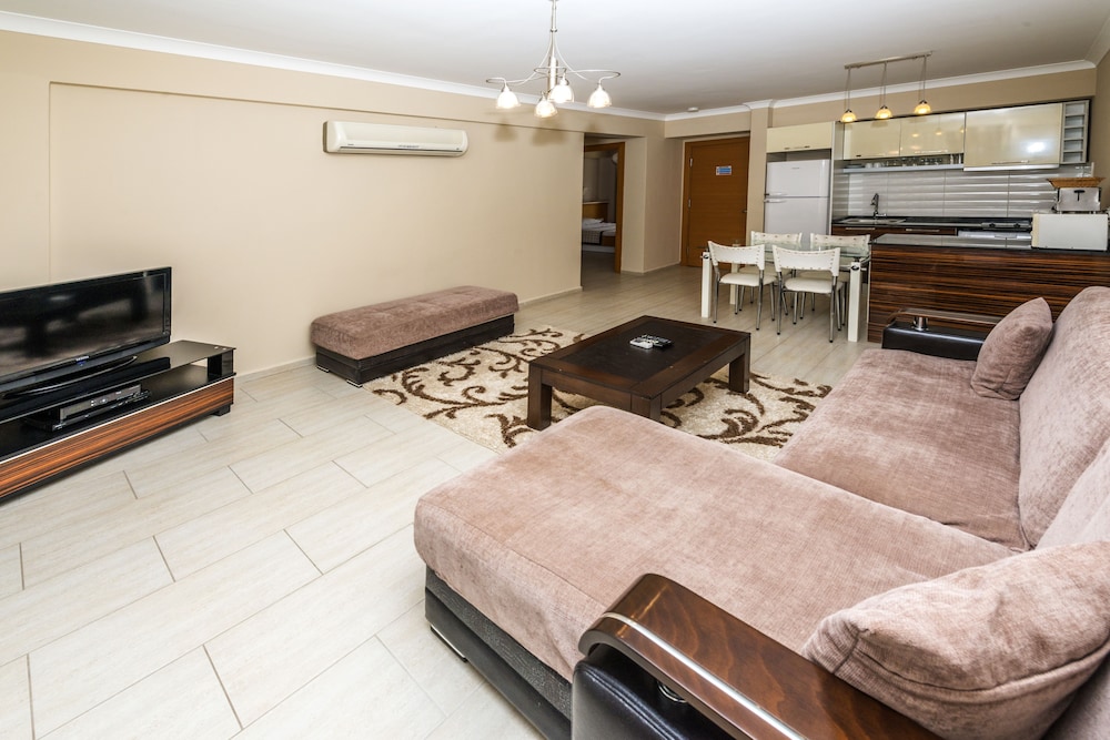 Diana Residence - Image 28
