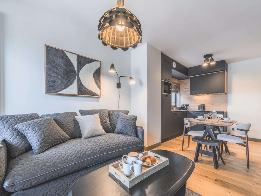 Apartment in Peisey With Stunning Mountain Views