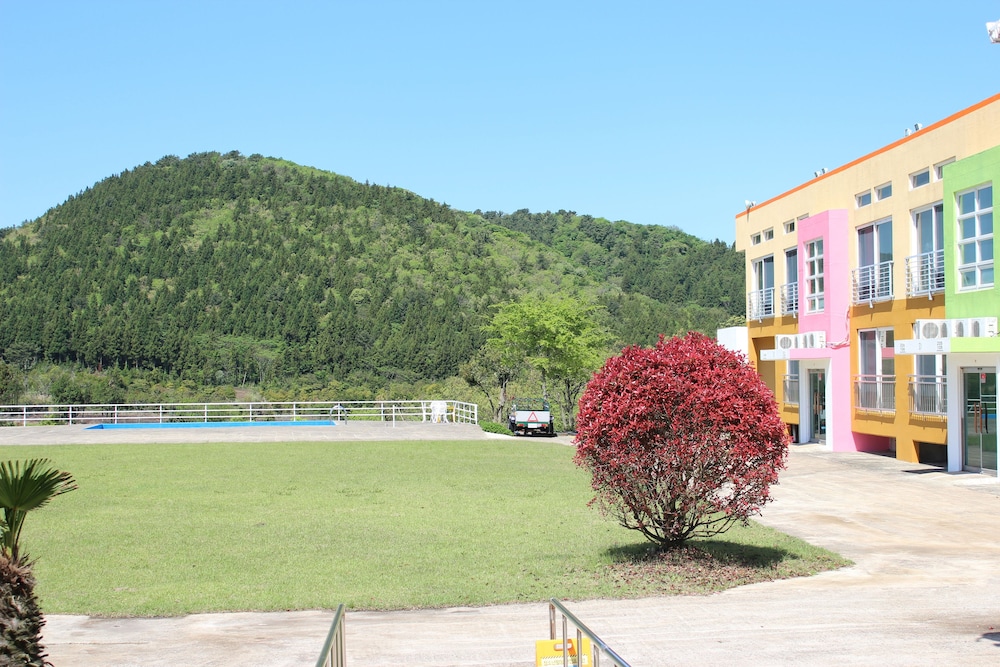 Geomunoreum Hostel
