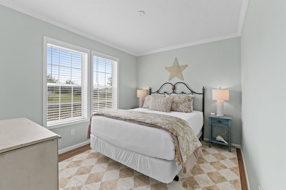 Pet Friendly Beach House - Hakuna Matata