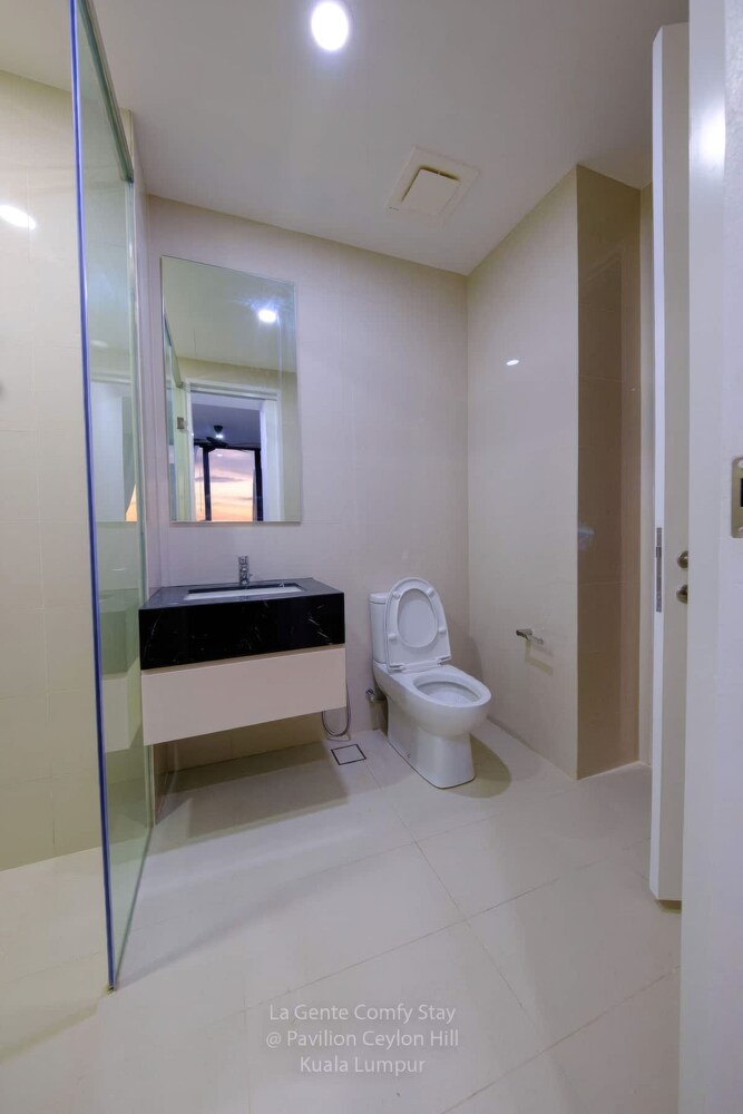 Pavilion Ceylon Hill Suites Apartments KL