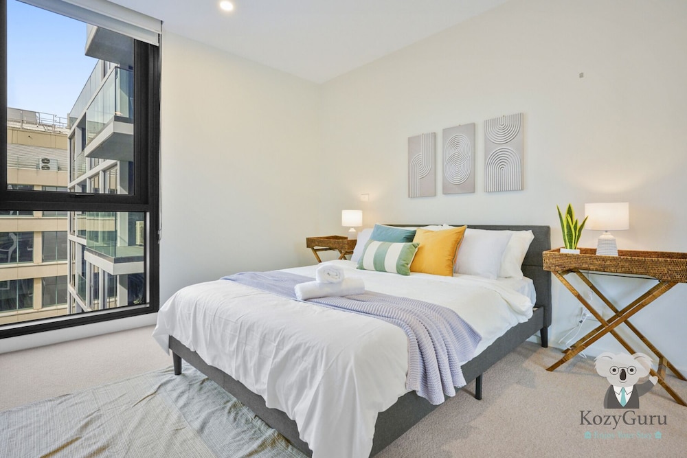 Kozyguru | Moonee Ponds | Modern 1 Bed Apt Parking
