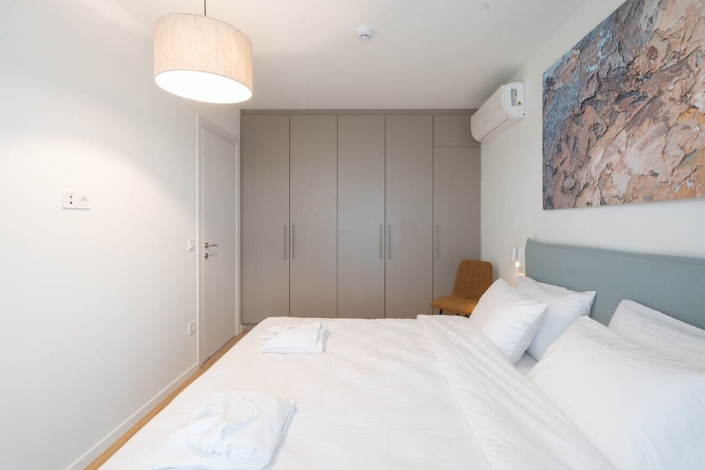 LIV Athinum 1 - Luxury Apartment 3B