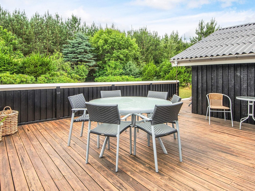 6 Person Holiday Home in Norre Nebel