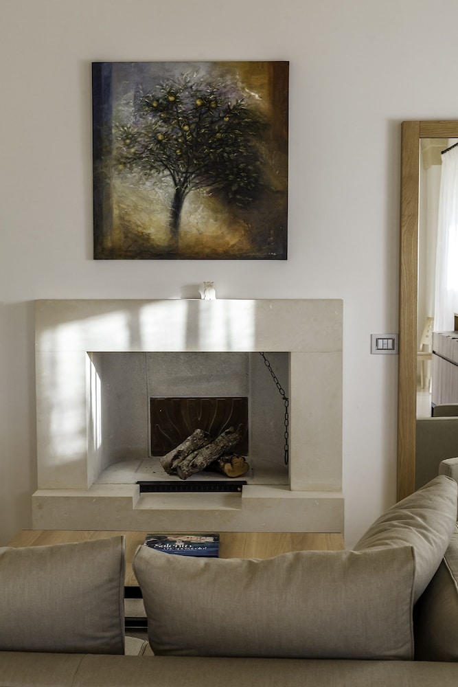 Tenuta Monticelli Bio Relais