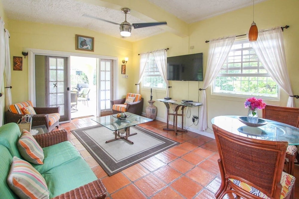 Aqua Bliss 3 Bedroom Home by Bluescape