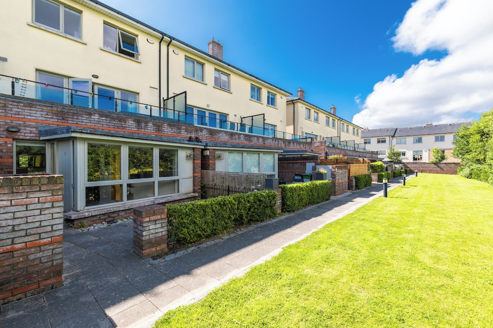 Kelston Avenue