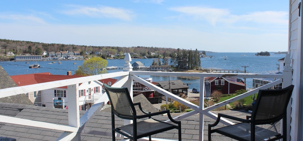 The Greenleaf Inn