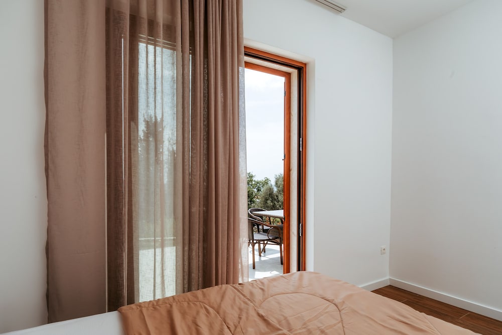 Uphill Glavanovic Pool Villa view 4