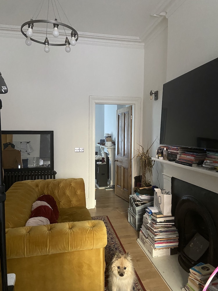 Mid City Charm - 1-bed Apartment in London