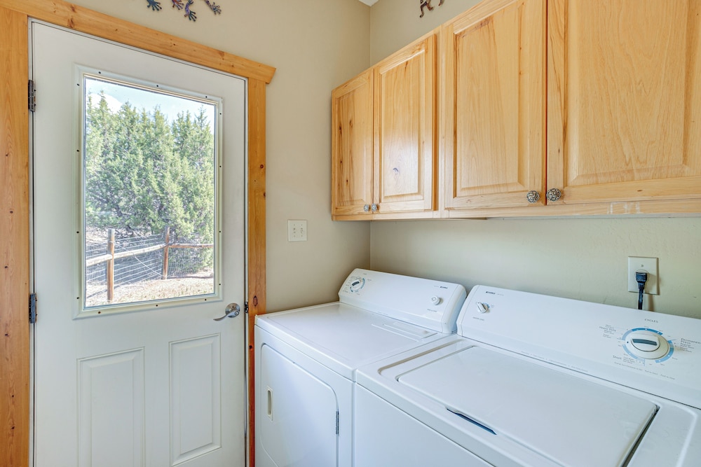 Hunt, Fish & Explore: Mtn-view Home in Hotchkiss