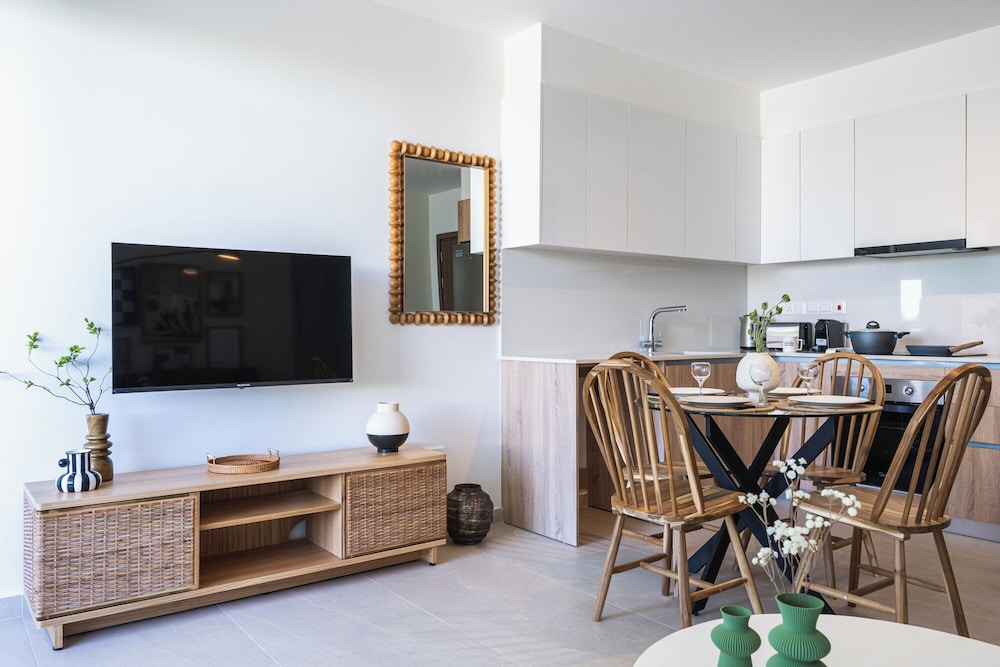 Jas Living Apts & Balconies in Larnaca
