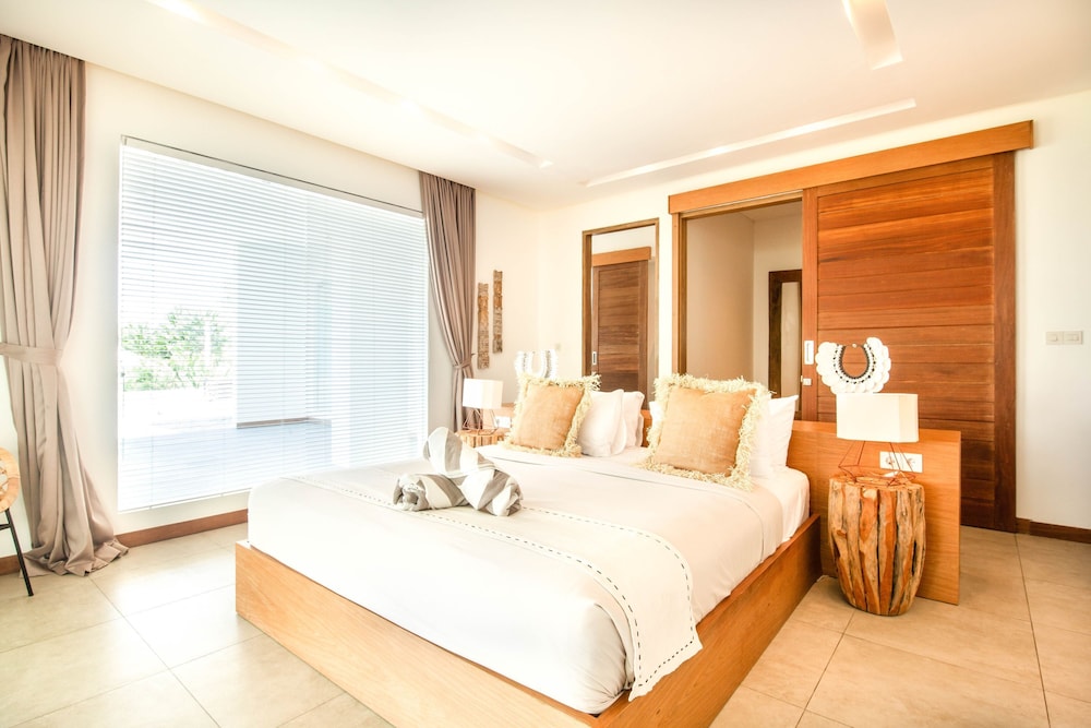 Niko 2 R New Villa Close to Finns Beach Club