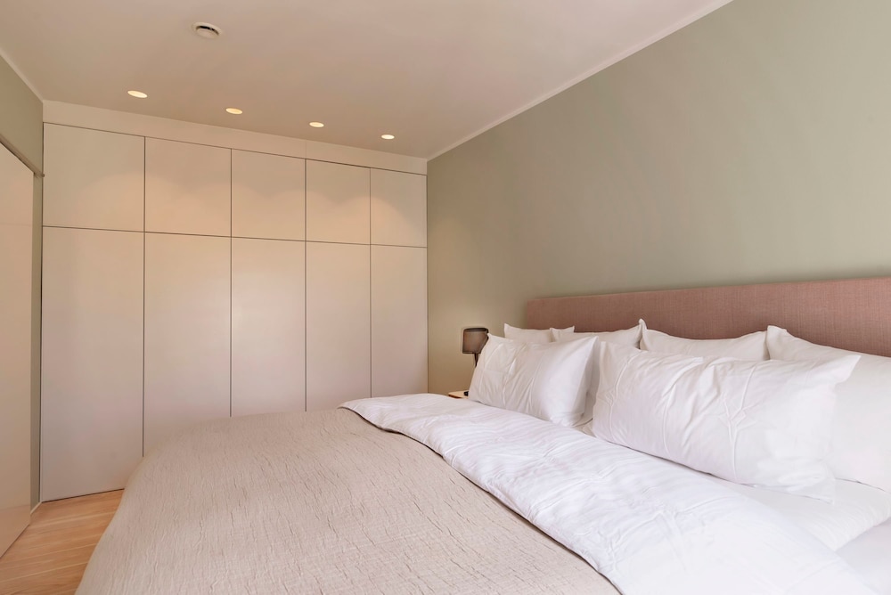 Dinesen Collection Signature Penthouse by Royal Theatre