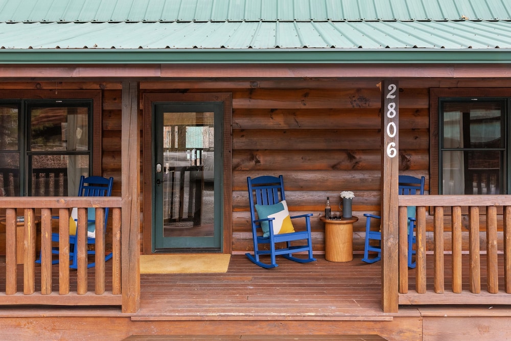 Yesteryear Hot Tub 360 Deck and Game Room Redesigned Cabin Easy Access