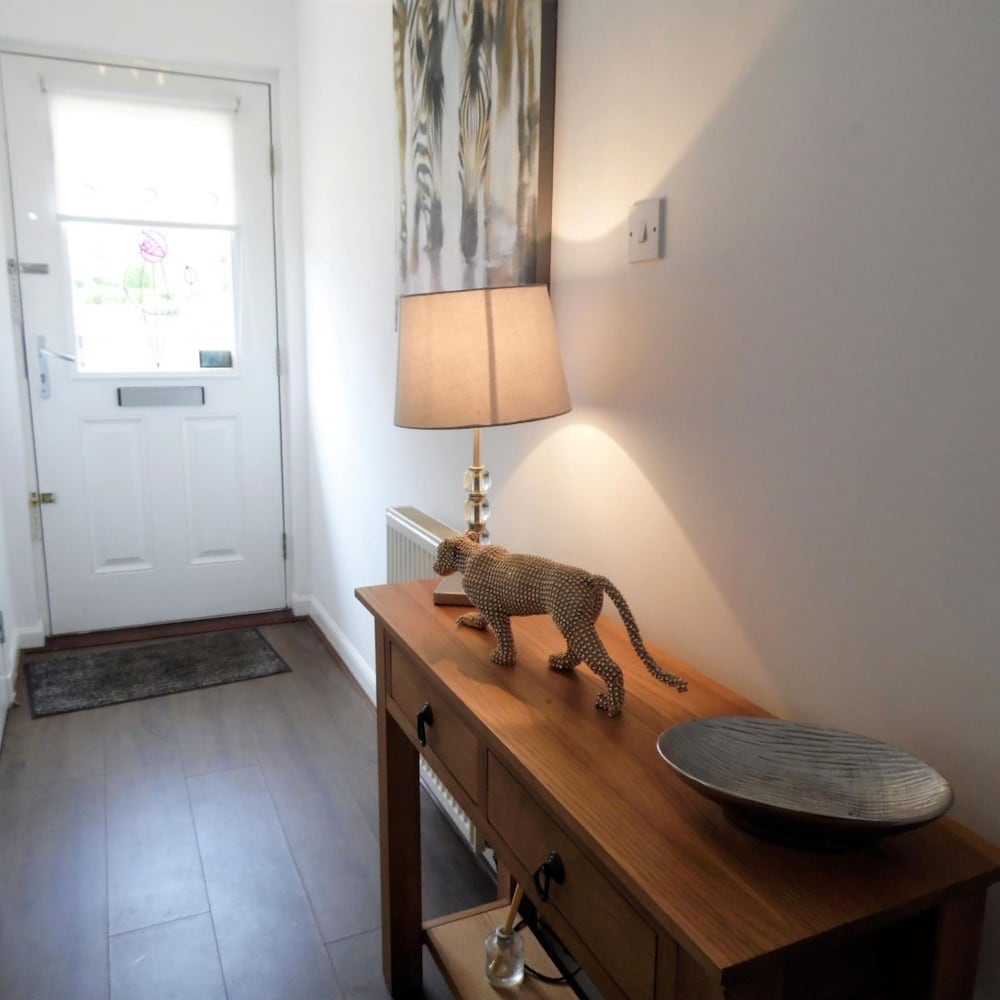 Brambling House - Carnbroe