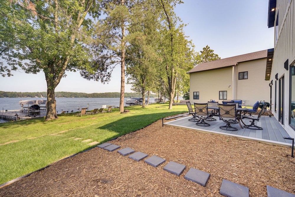 Lake Wapogasset Home w/ Dock: 7 Mi to Amery