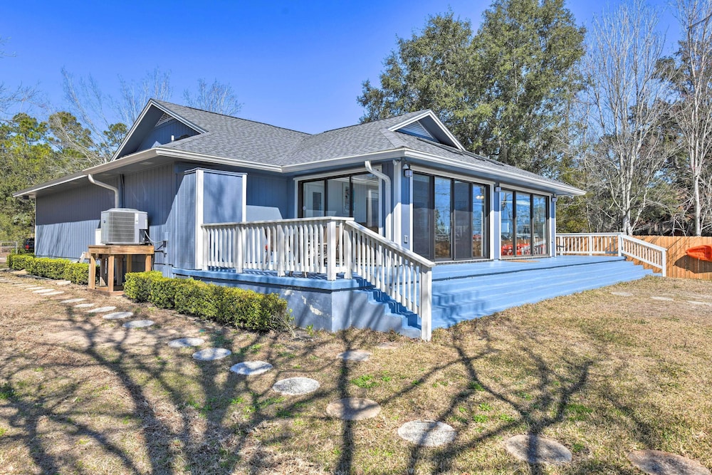 Updated Waterfront Escape w/ Dock & Fire Pit view 5