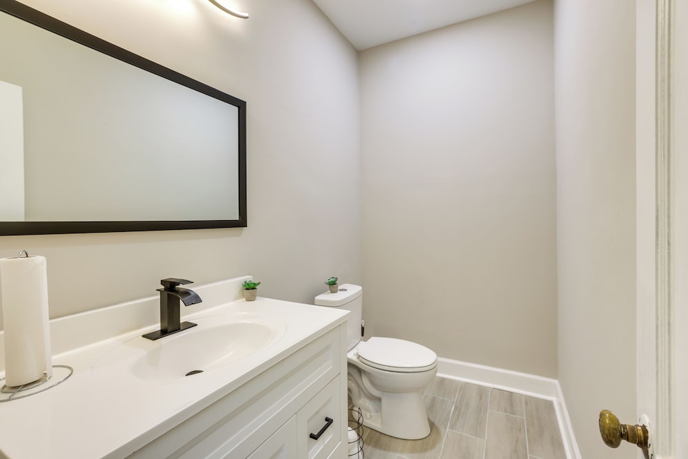 <1 Mi to ASU Campus: Quiet Old Cloverdale Townhome