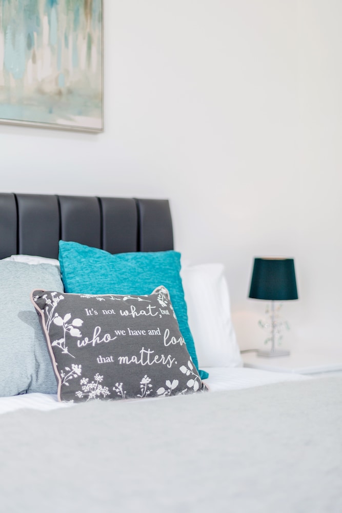 Elthorne Luxury Apartments