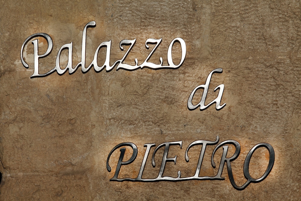 Palazzo di Pietro