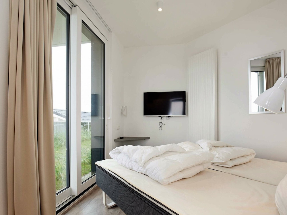 6 Person Holiday Home in Wendtorf view 3