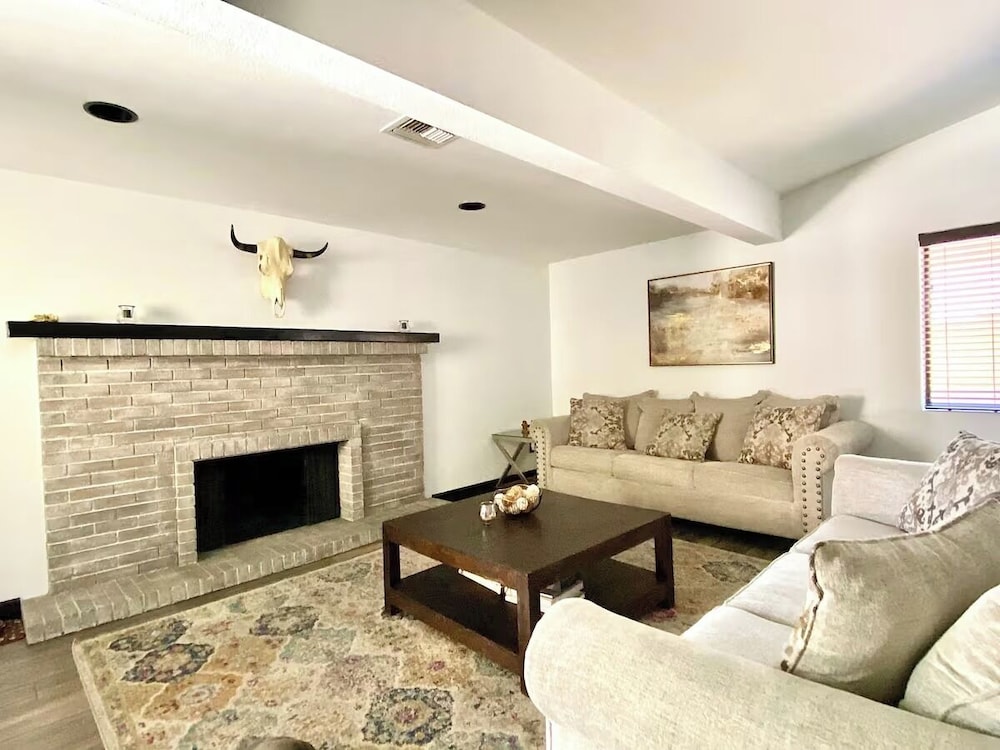 Spacious Mesa Oasis with Heated Pool