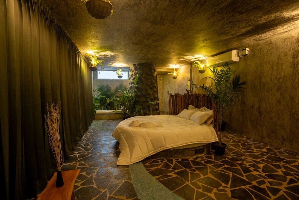 Nomads Resort - Destination Stays