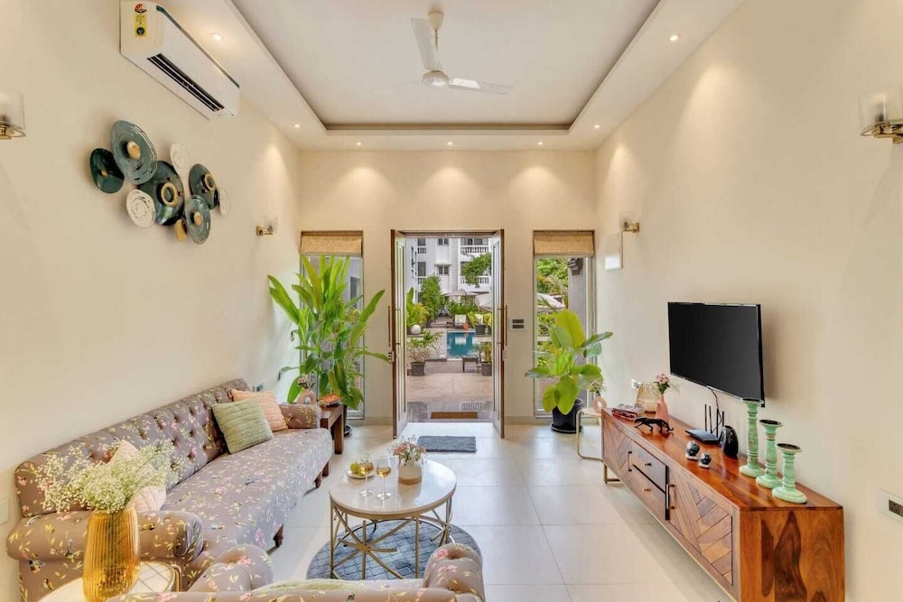 AquaVista Assagao Residency