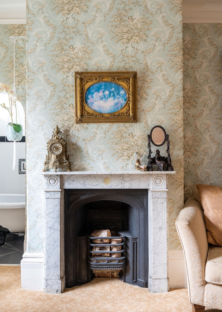 Enchanted Manor