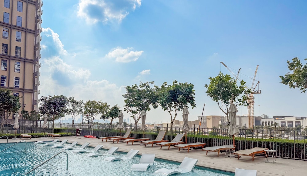 LUX  The Collective Dubai hills Suite