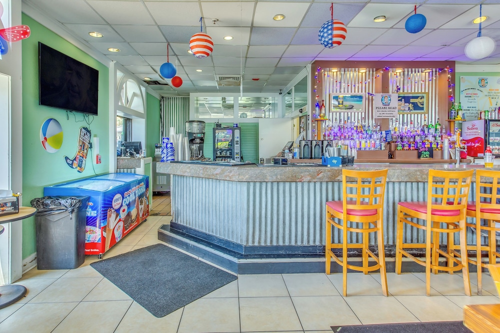 Ocean Access & Resort Perks: Myrtle Beach Condo