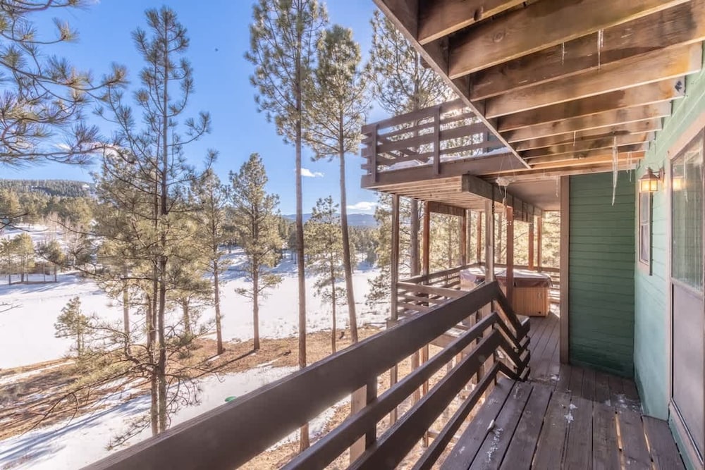 Grand Angel Fire Mountain Luxury ski Chalet
