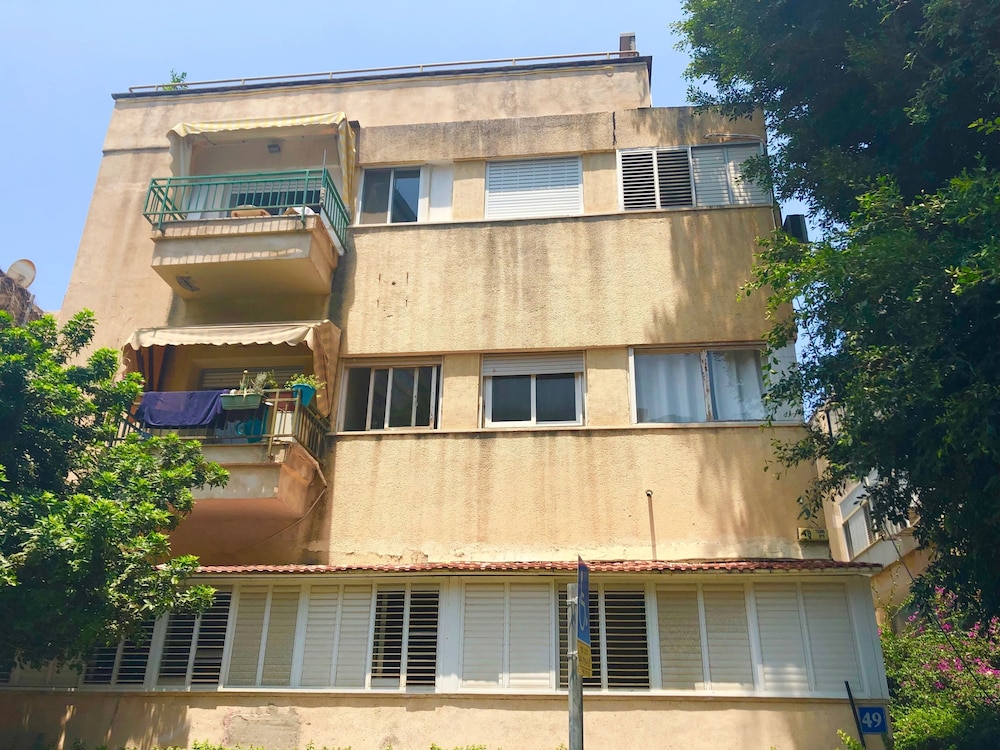 Comfort Family Apartment near Beach by FeelHome