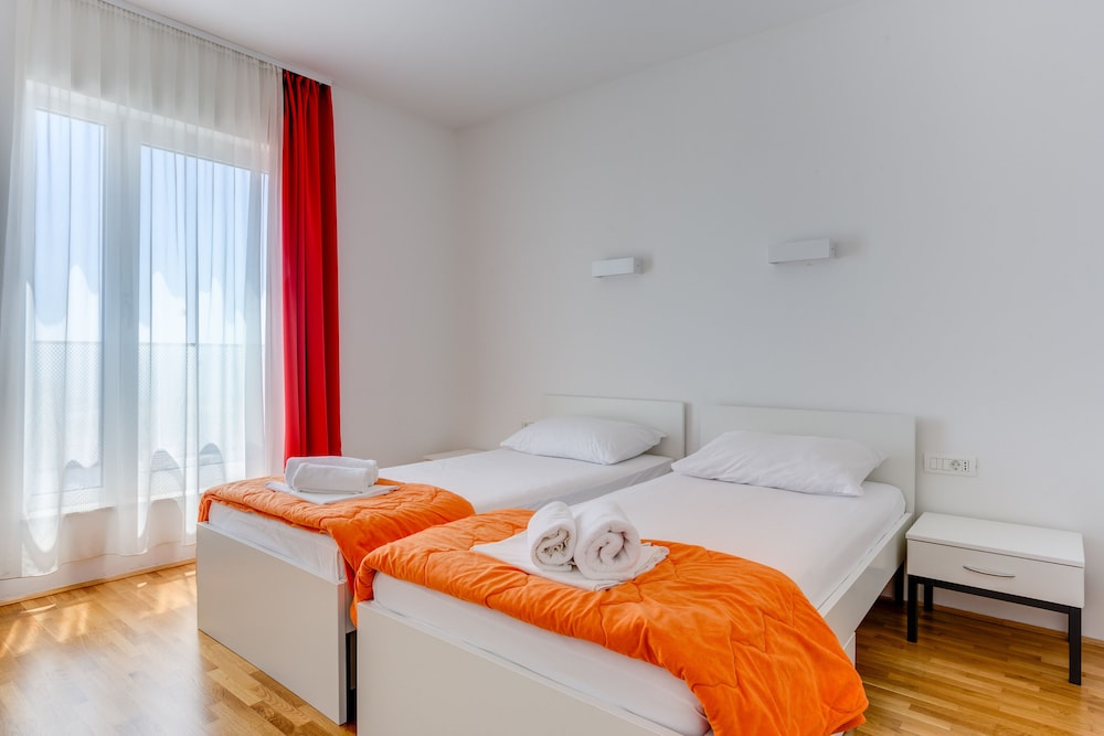 Rooms Dr. Franjo Tuđman - Hostel view 3