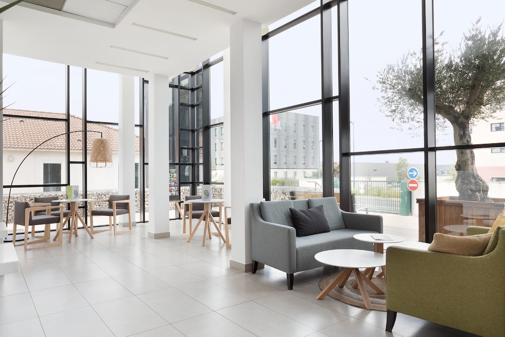 Vitrolles Vacations - Holiday Inn Marseille Airport, an IHG Hotel - Property Image 2