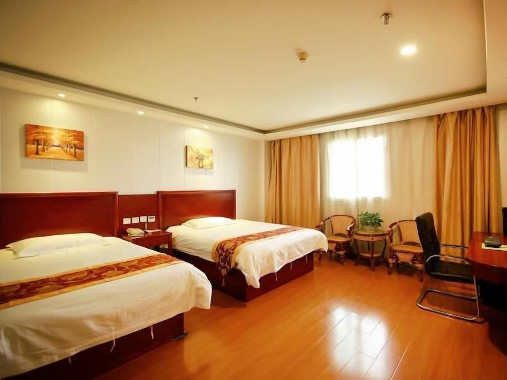 GreenTree Inn Jiangsu Suzhou Kunshan Huaqiao Household Building Materials City Shell Hotel