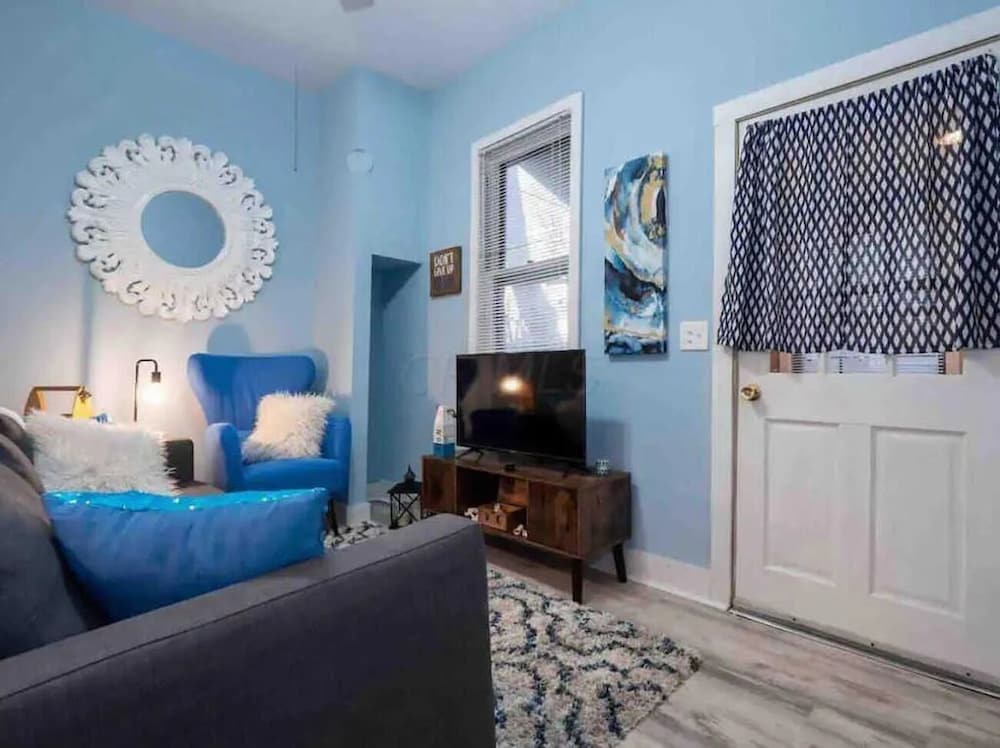Jungle House Boutique Lofts – Downtown Columbus & Short North
