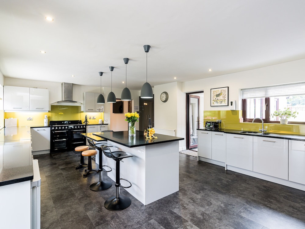 Brookway Lodge