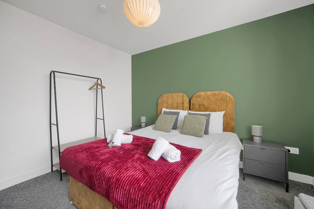 Stylish Modern Apartment - Free Parking - W