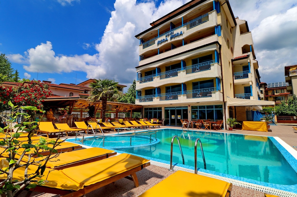 Nessebar Vacations - Bora Bora - Property Image 1