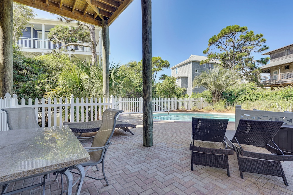 Walk to Ocean: Beach House w/ Pool in Port St Joe!