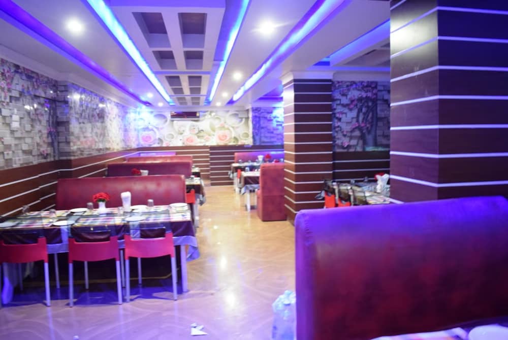 Hotel Midway Madhepura