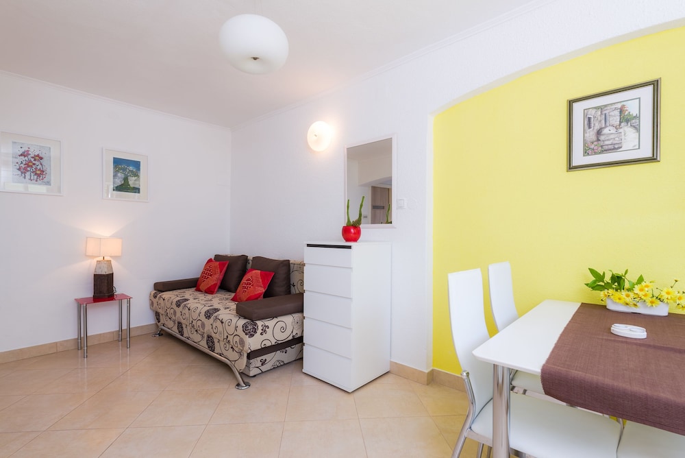 Apartments Nada