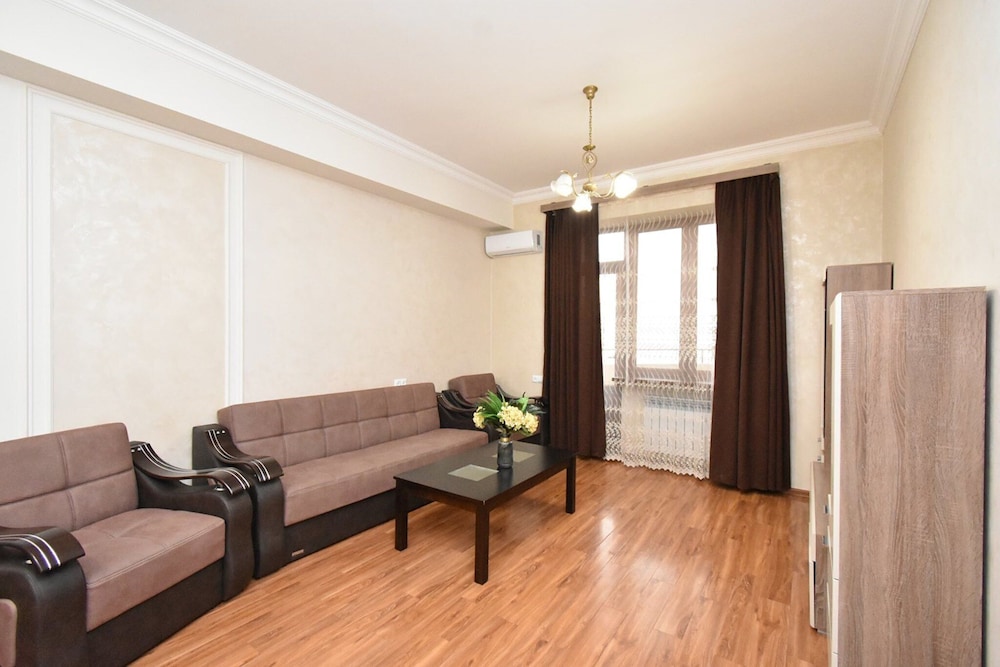 Apartment on Argishti 15 street
