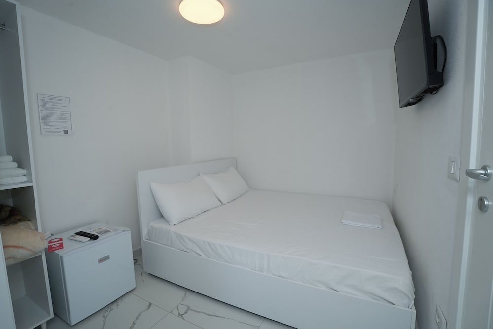 Enles Hotel