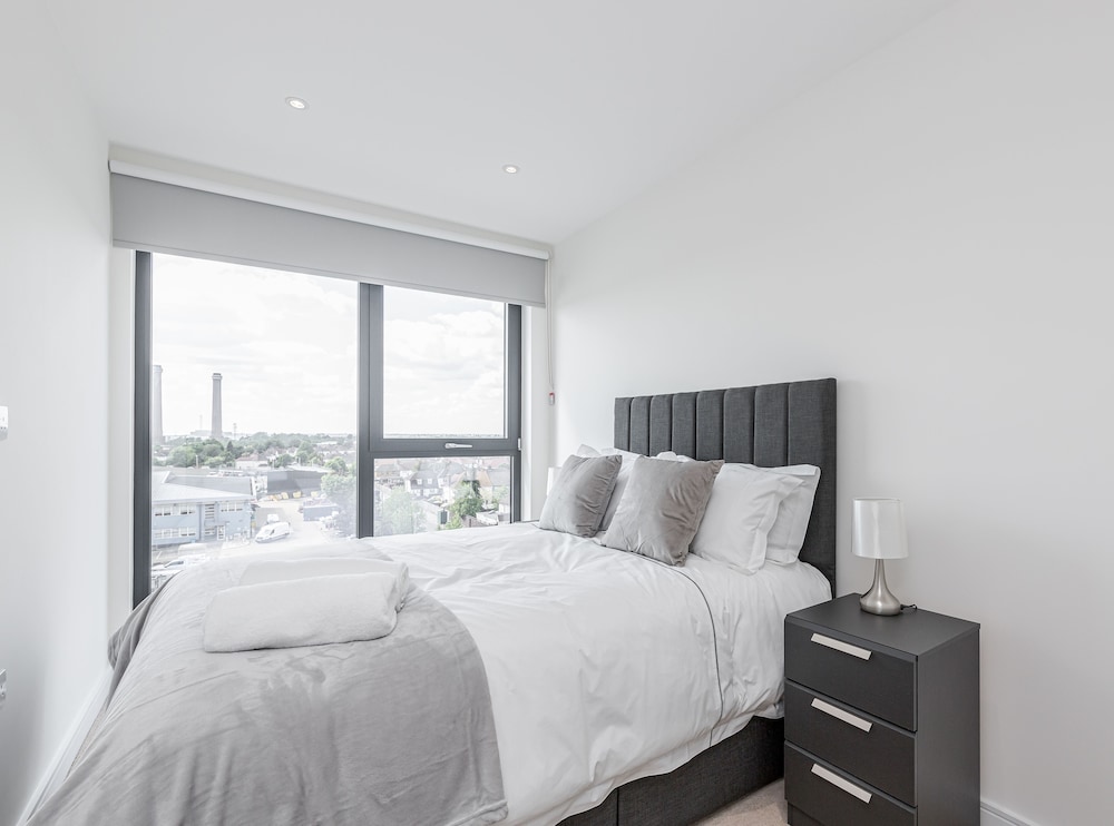 EMERALD APARTMENTS LONDON view 5
